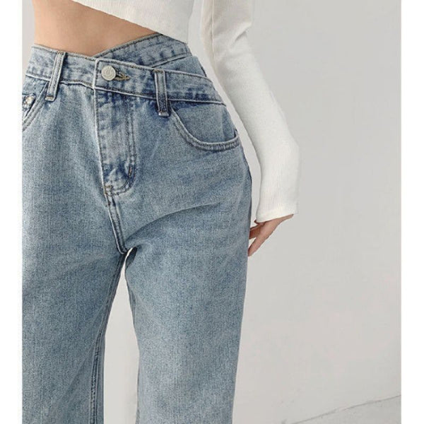 Windy High-waisted Jeans Look Thin And Straight