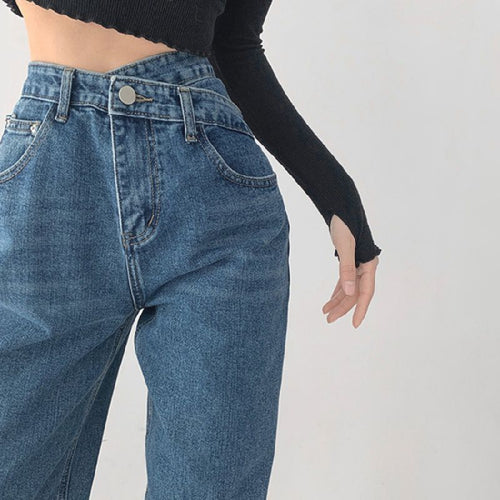 Windy High-waisted Jeans Look Thin And Straight
